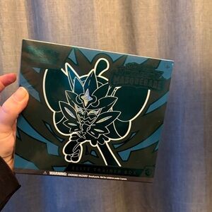 Elite Trainer Box with Blue and Black Design